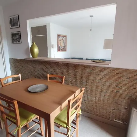Lovely Romaine Apartamento Nimes